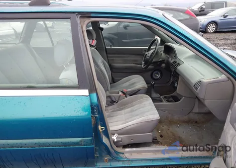 1994 Ford Escort Lx/Sport z USA, uszkodzony, nr VIN 3FARP15J2RR140466